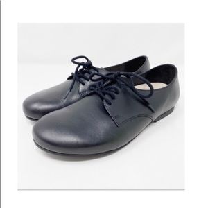NWT Black Leather SAUNDERS Lace Up Flats
